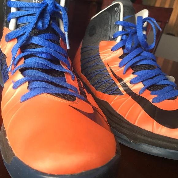 Custom hyperdunk sneakers - Picture 2 of 3
